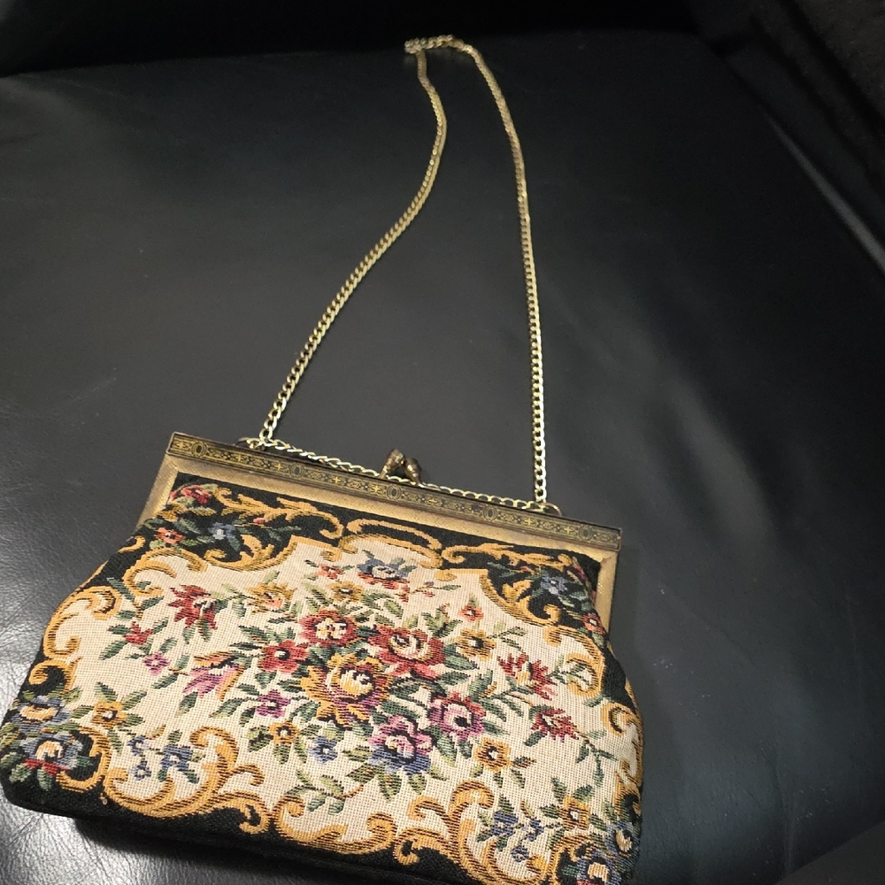 Vintage Floral Tapestry Chain Bag - Picture 5 of 6